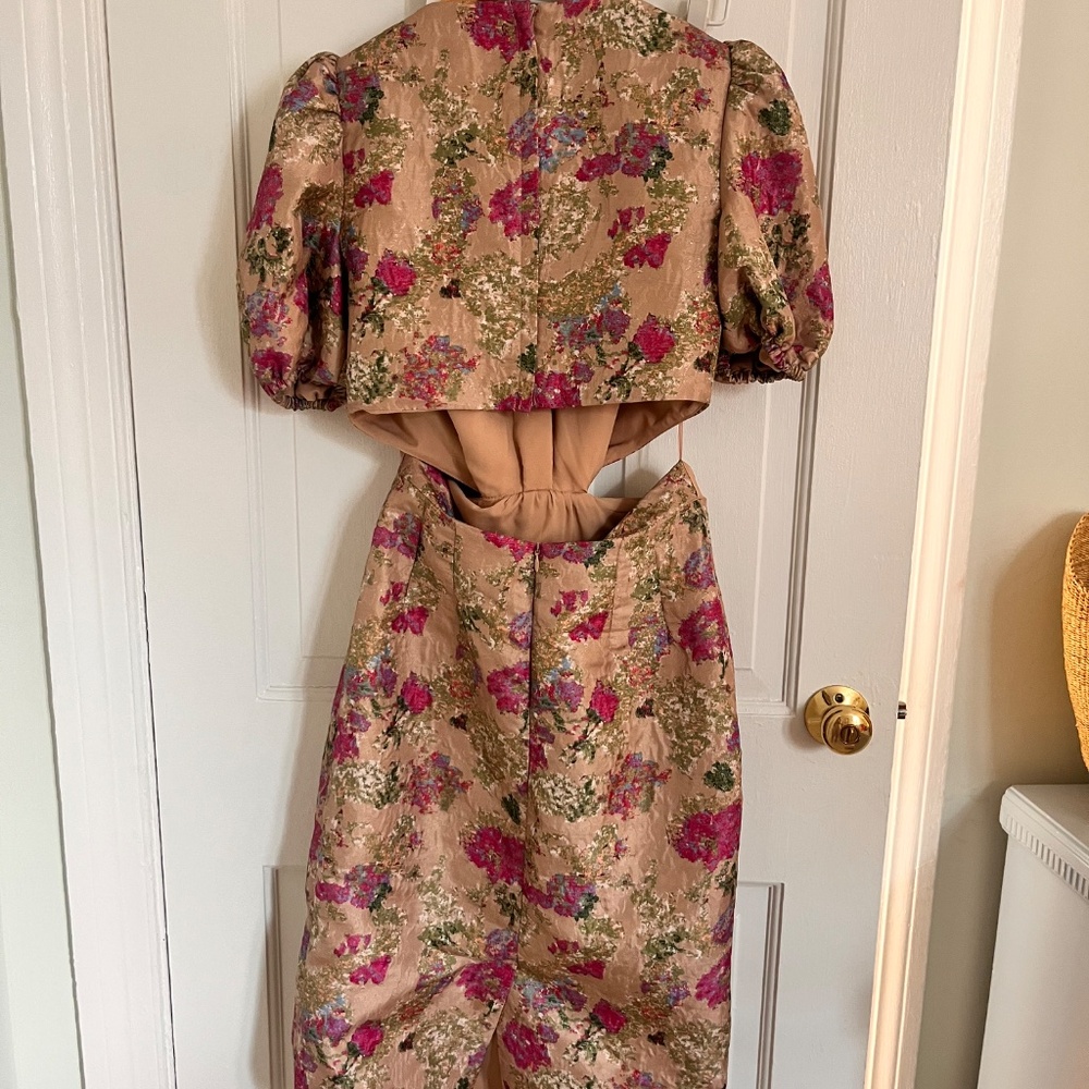 TUCKERNUCK Duchess Gracen Jacquard Floral Cut Out Midi Dress Small - Picture 2 of 3